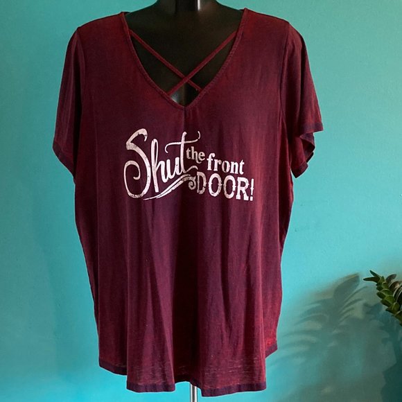 Maurices Shut the Front Door T-shirt - Picture 1 of 4